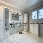 Holiday home Les Lauriers Roses - Maison 4 Etoiles
