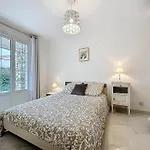 Holiday home Les Lauriers Roses - Maison 4 Etoiles Saint-Raphael (Var)