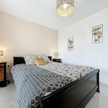 Les Lauriers Roses - Maison 4 Etoiles * Saint-Raphaël